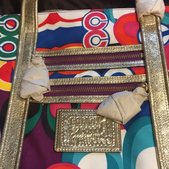 Coach purse - Picture 4 of 7